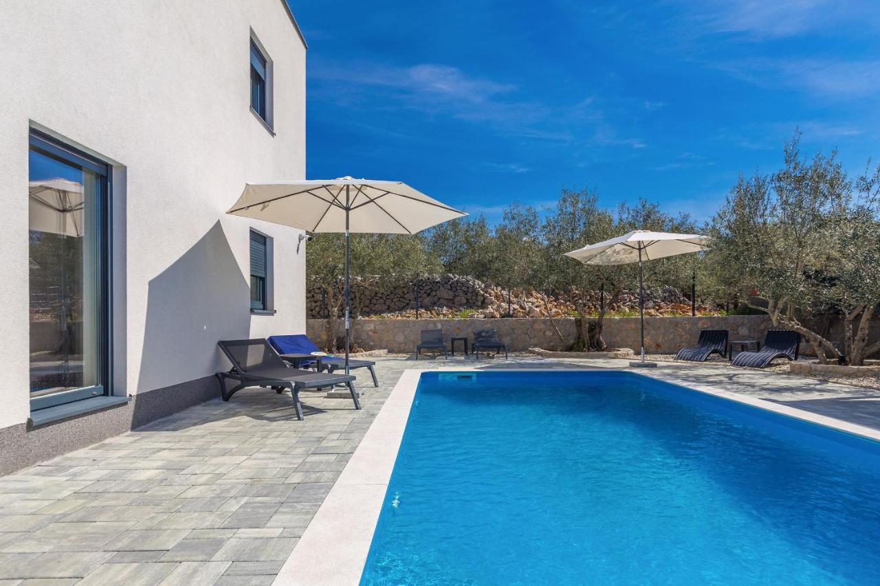 Villa Lio With Private Pool Linardici Exterior photo